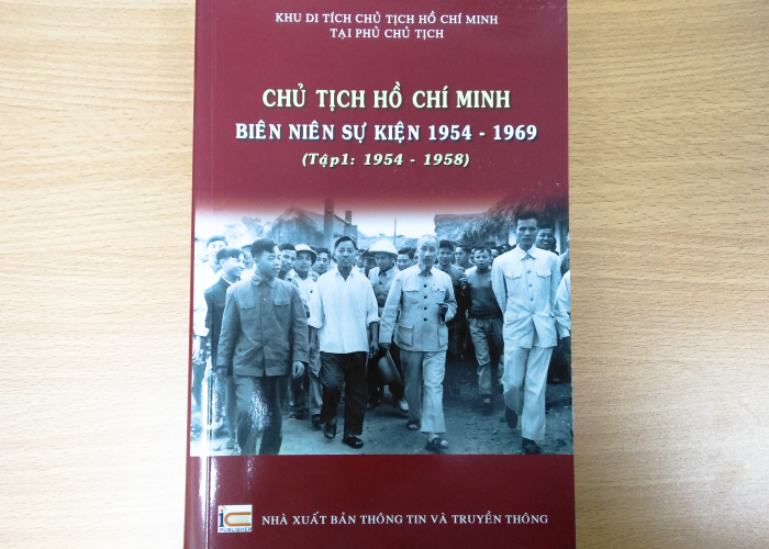 Giới thiệu cuốn sách: “Chủ tịch Hồ Chí Minh - Biên niên sự kiện 1954 - 1969 (tập 1: 1954 - 1958)”