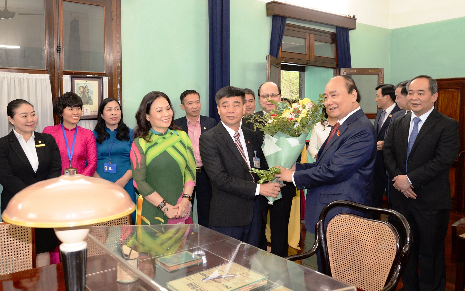 Chủ tịch nước Nguyễn Xuân Phúc thăm Khu Di tích Chủ tịch Hồ Chí Minh tại Phủ Chủ tịch (ngày 5/4/2021)