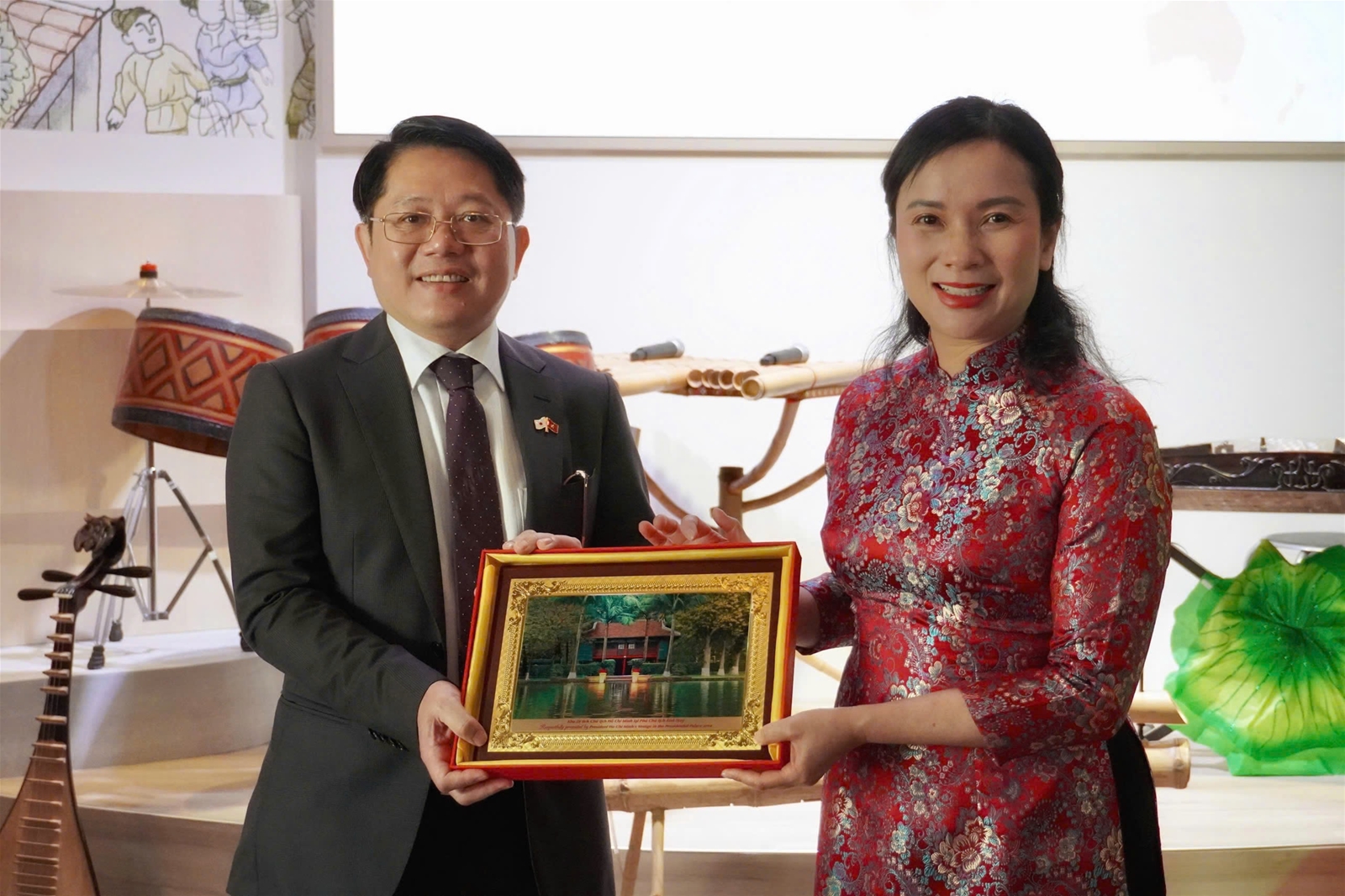 Khu Di tích Chủ tịch Hồ Chí Minh tại Phủ Chủ tịch khai mạc triển lãm “Chủ tịch Hồ Chí Minh - Biểu tượng của hòa bình và hữu nghị” tại EXPO 2025 Osaka, Kansai (Nhật Bản), ngày 23/5/2025