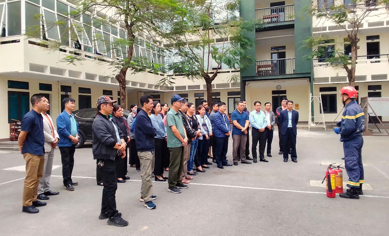 Khu Di tích Chủ tịch Hồ Chí Minh tại Phủ Chủ tịch tổ chức tập huấn công tác phòng cháy chữa cháy, ngày 2/12/2024
