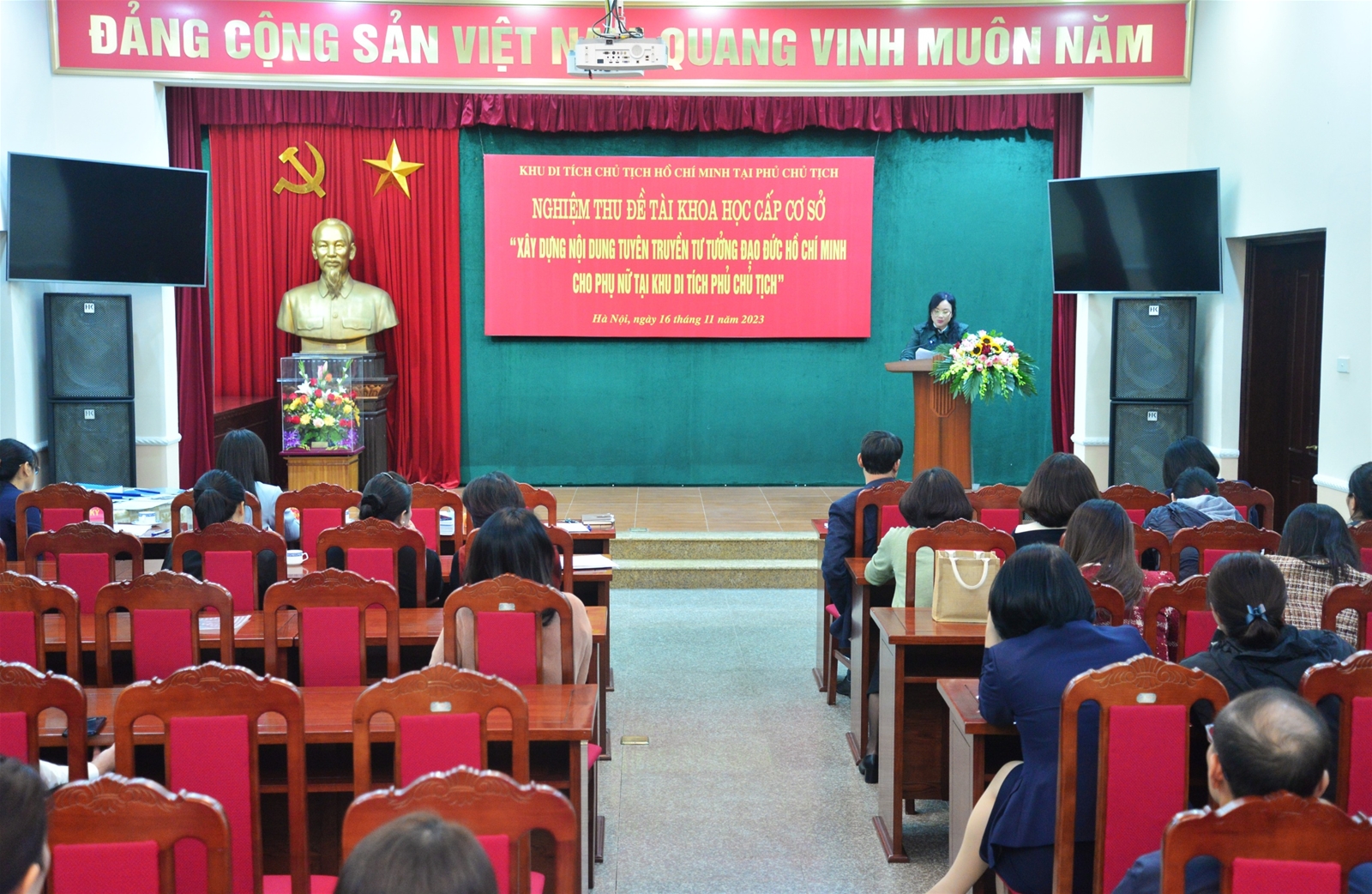 Nghiệm thu đề tài cấp cơ sở “Xây dựng nội dung tuyên truyền tư tưởng đạo đức Hồ Chí Minh cho phụ nữ tại Khu Di tích Phủ Chủ tịch”, ngày 16/11/2023